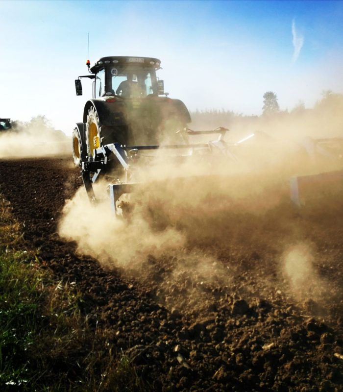 Traktor bei der Arbeit